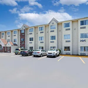 Microtel And By Wyndham - Cordova Hotel