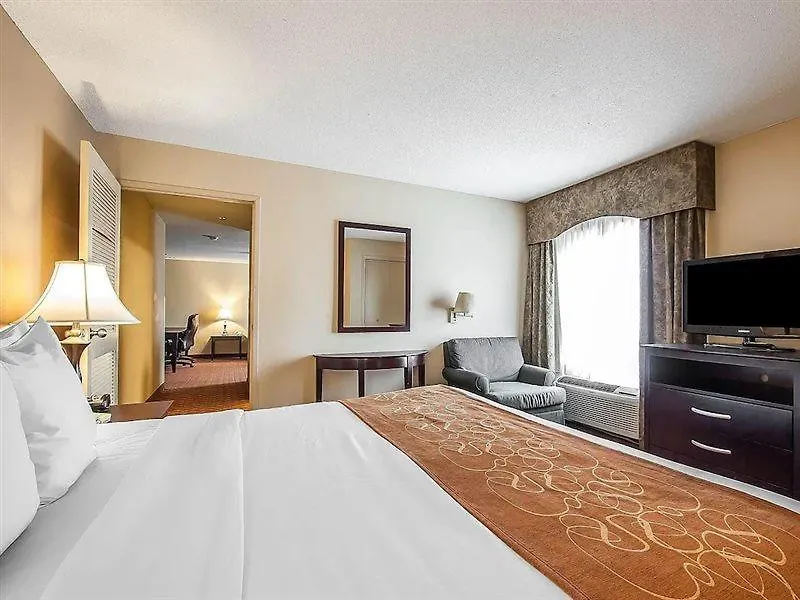 La Quinta Inn & Suites By Wyndham Memphis I-240 3*,  United States