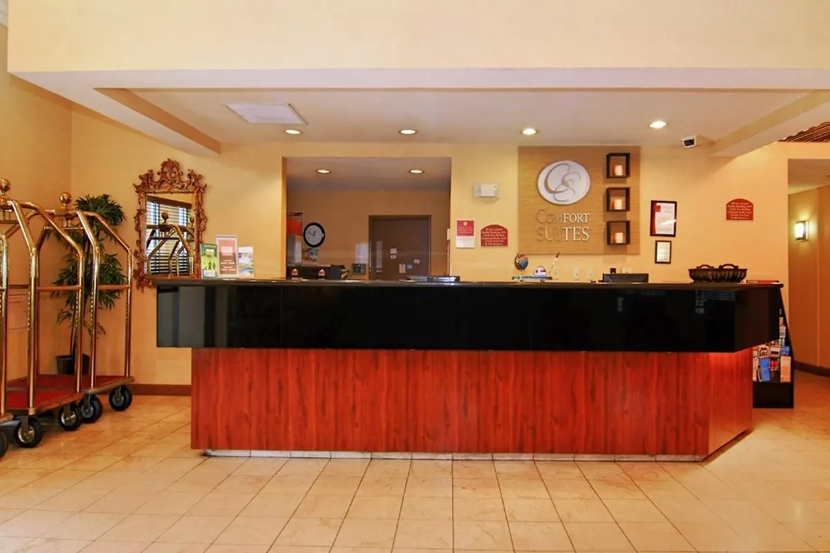 La Quinta Inn & Suites By Wyndham Memphis I-240