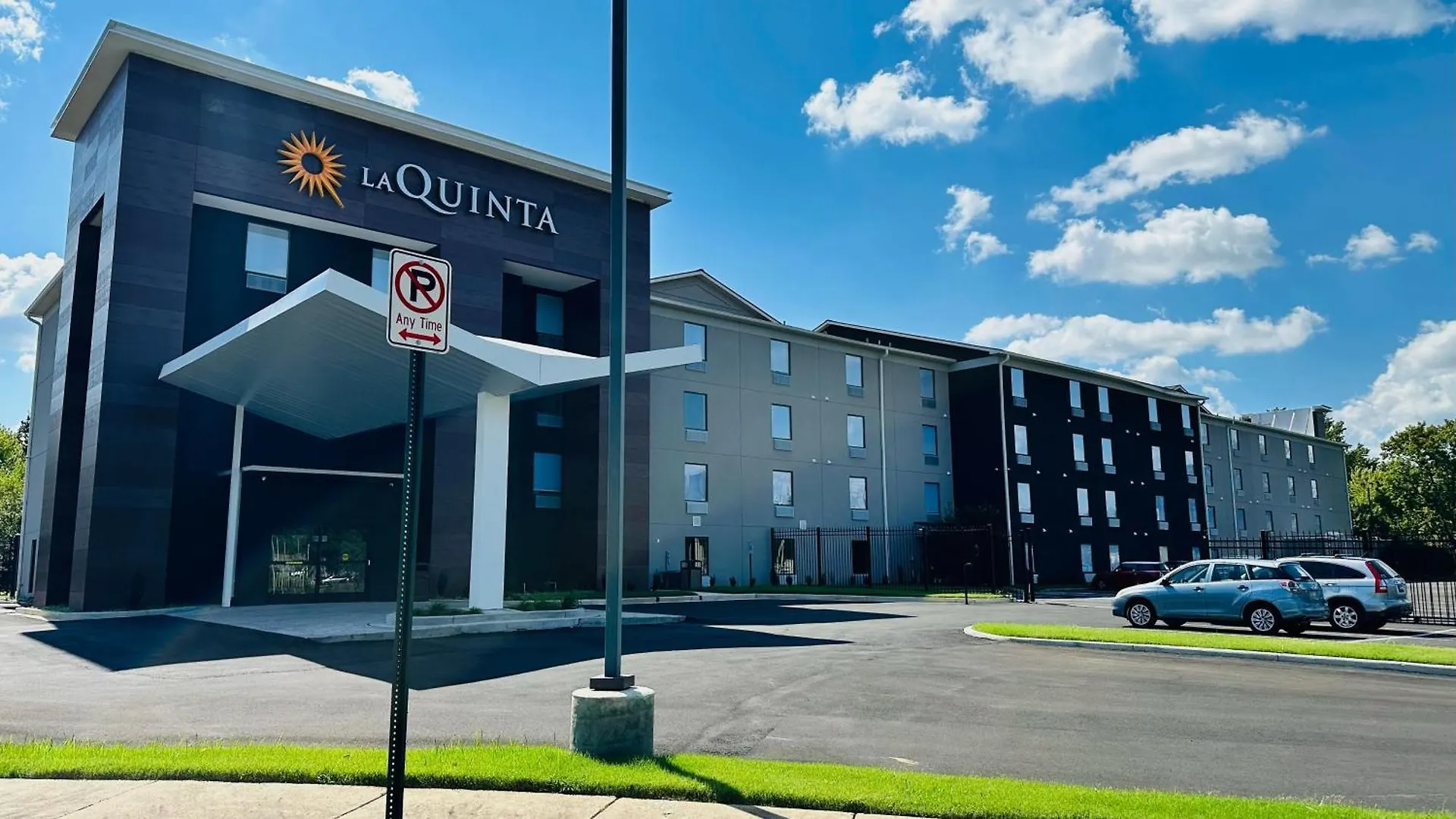 La Quinta Inn & Suites By Wyndham Memphis I-240