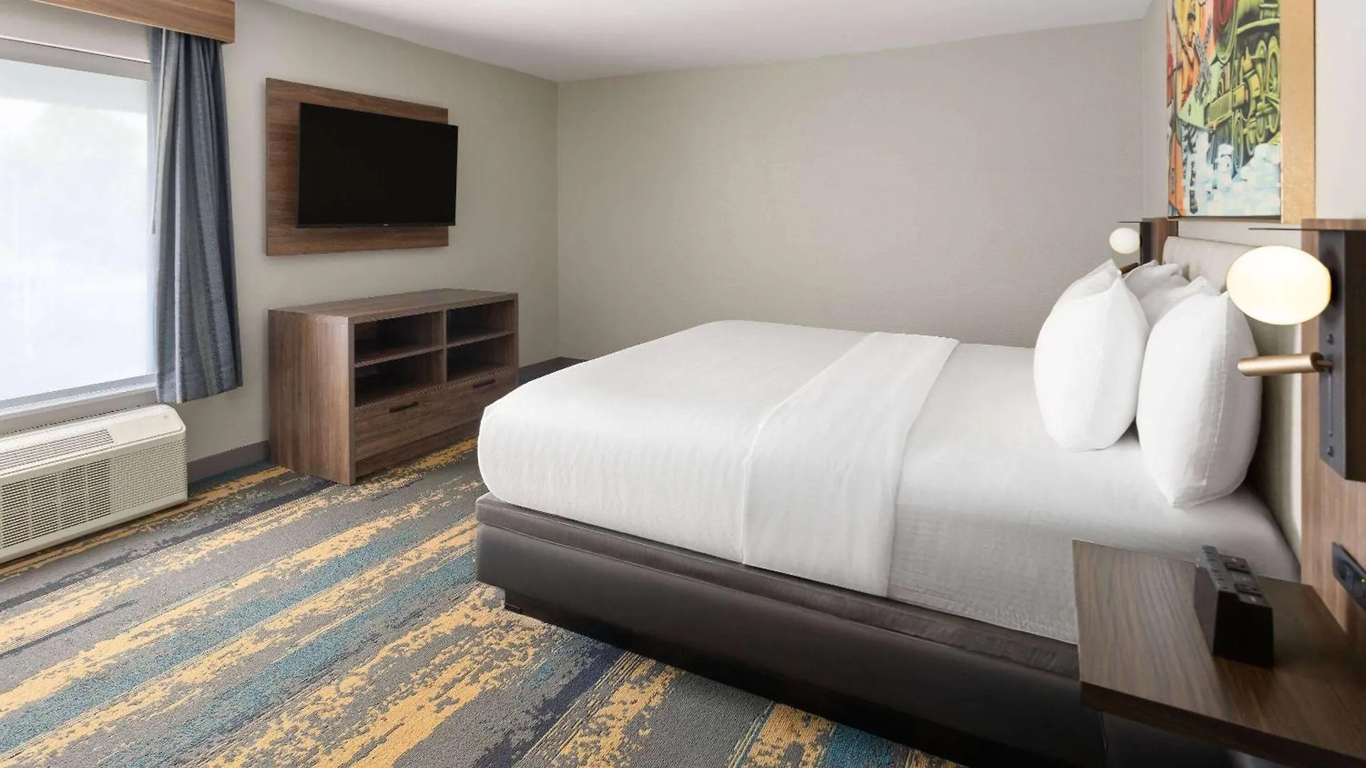 La Quinta Inn & Suites By Wyndham Memphis I-240 3*,